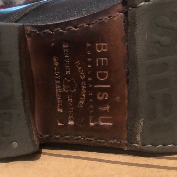 Men’s brown boots - Picture 4 of 6